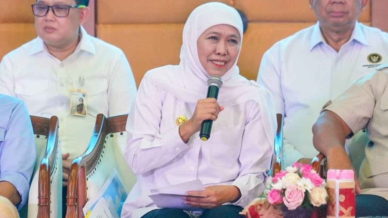 Gubernur Khofifah Indar Parawansa menggalakkan percepatan sertifikasi SPPG di Jawa Timur untuk memastikan standar keamanan pangan Program Makan Bergizi Gratis yang meluas.