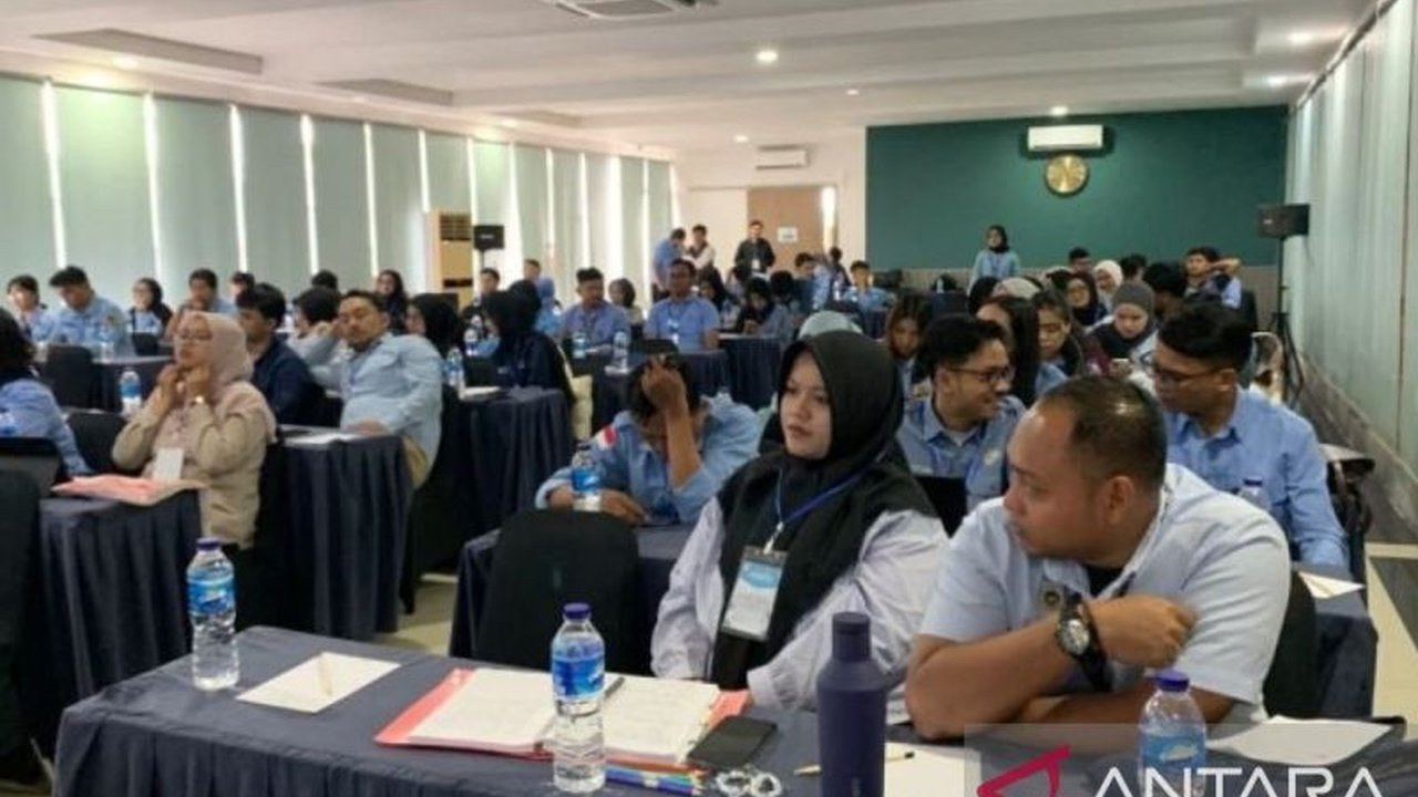 Pemerintah Kota Sukabumi berkomitmen penuh memastikan kualitas gizi dalam Program MBG Ramadhan 2026 melalui pelatihan khusus bagi ahli gizi dan kepala SPPG, demi kesehatan penerima manfaat.