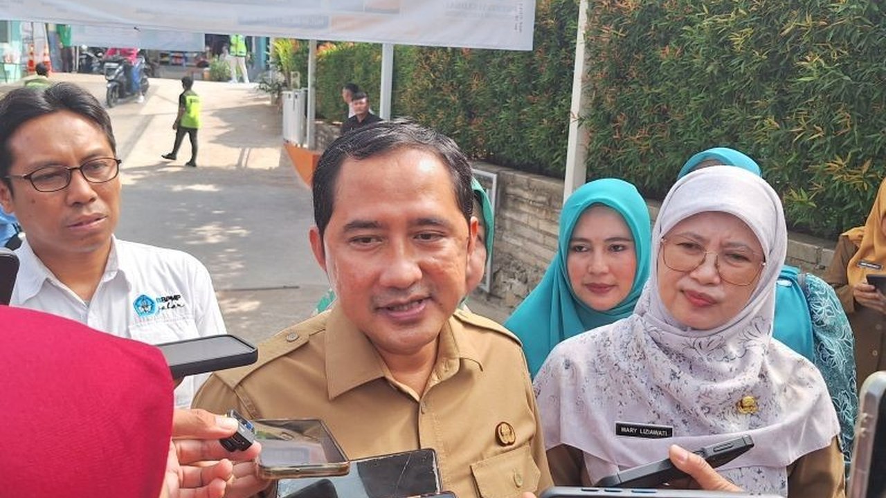 Wakil Wali Kota Depok Chandra Rahmansyah mengeluarkan lima imbauan penting untuk menjaga ketertiban Ramadhan Depok. Simak poin-poin krusial demi kenyamanan bersama selama bulan suci.