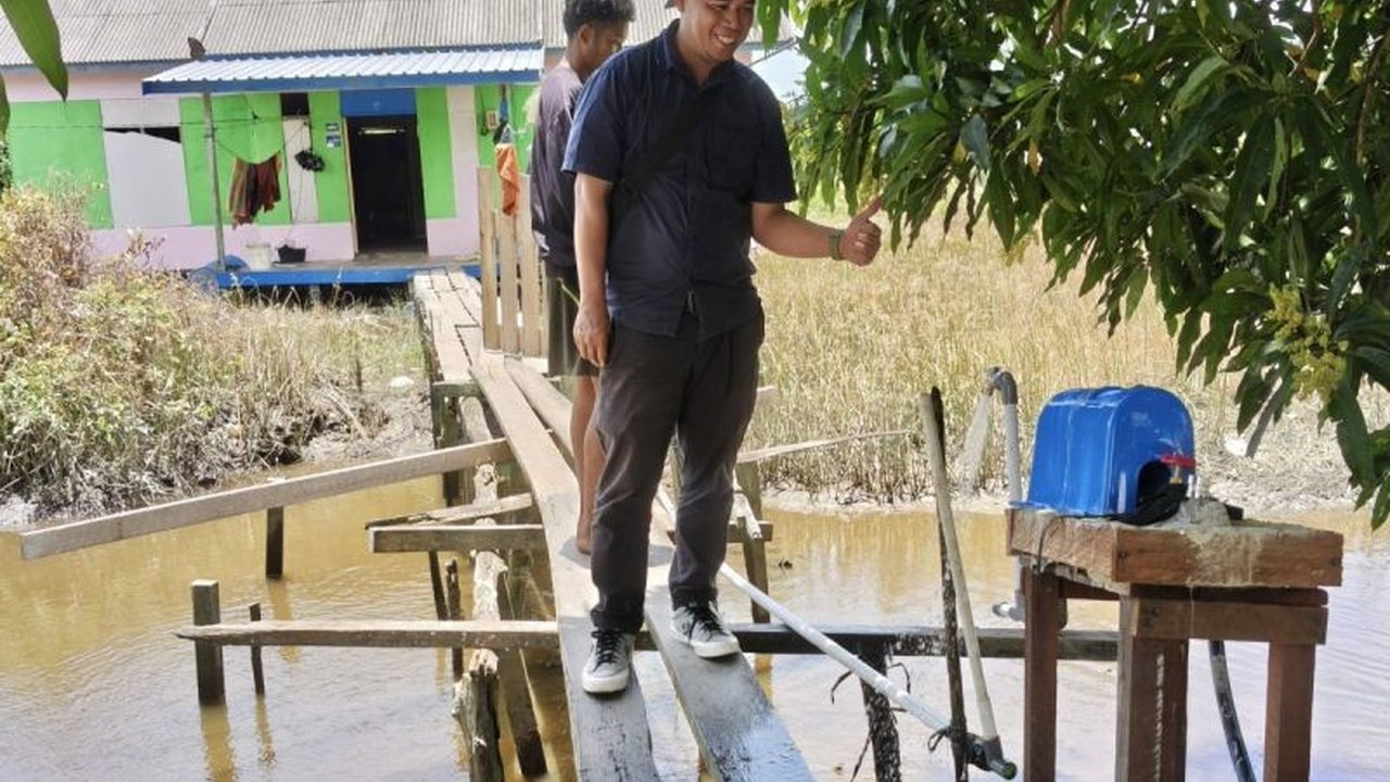Pemerintah Kabupaten Sukamara berhasil memperluas Akses Air Bersih di wilayah pesisir dengan menuntaskan proyek SPAM IKK Jelai, menambah ratusan sambungan rumah baru untuk masyarakat.