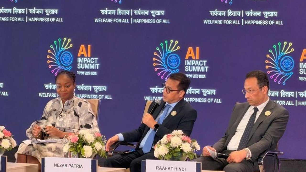 Indonesia, melalui Komdigi, aktif mendorong pemanfaatan kecerdasan artifisial (AI) yang berorientasi pada kepentingan publik dan pembangunan sosial di India AI Impact Summit 2026, memastikan teknologi ini memberikan akses bermakna bagi masyarakat.