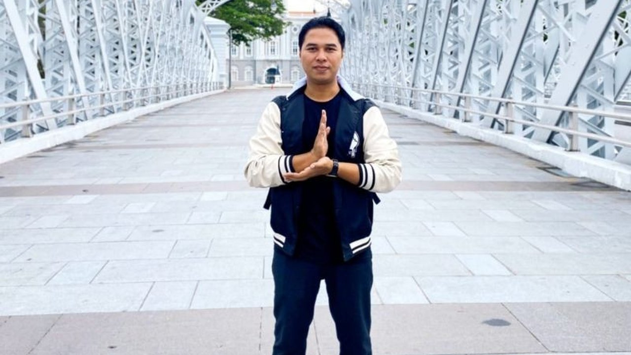 Akademisi Undiksha menyoroti krusialnya Peran Orang Tua Disleksia sebagai pendidik utama di rumah, guna membantu anak mengatasi kesulitan membaca dan mencegah dampak psikologis negatif.