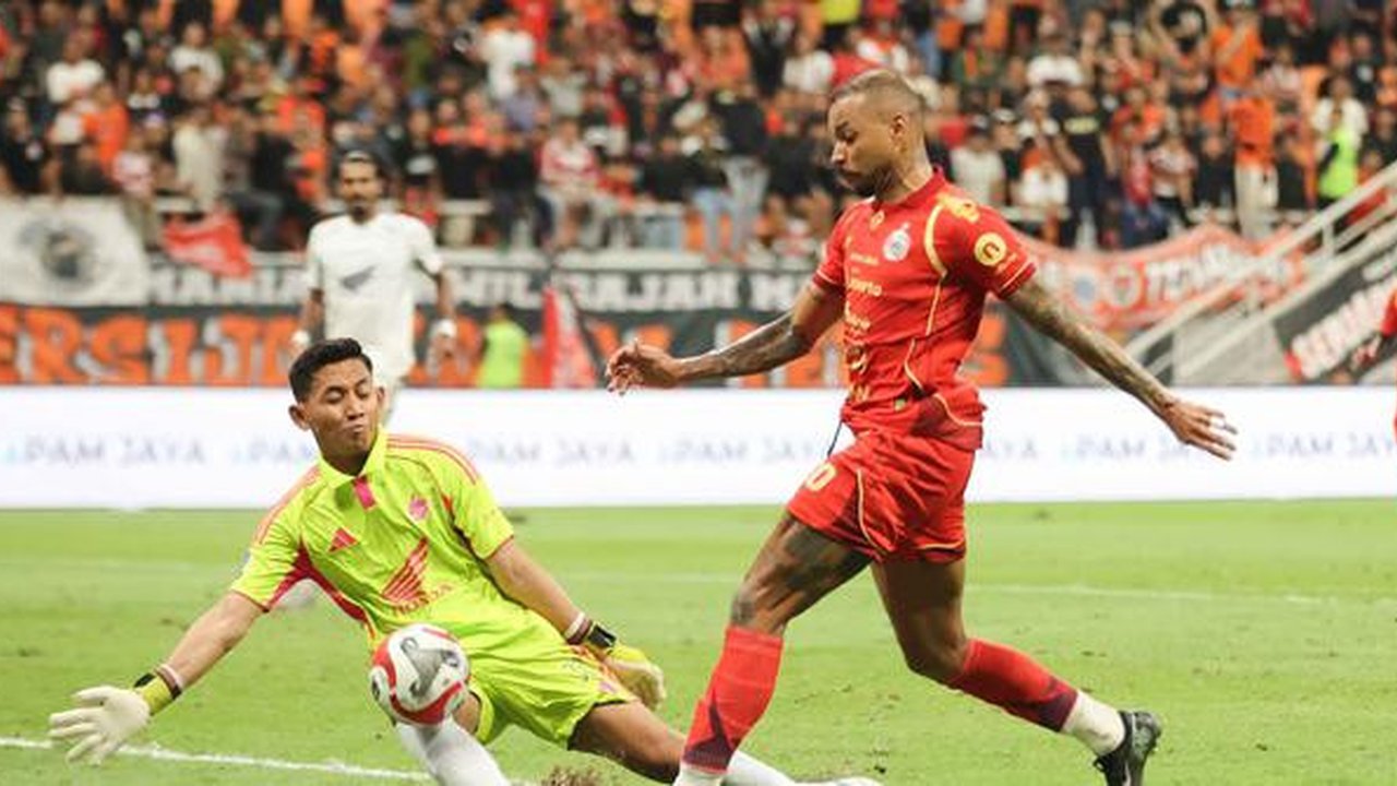 Hingga akhir pertandingan, skor todak berubah, Persija unggul 2-1 atas PSM Makassar. Tambahan tiga poin membuat Persija naik ke peringkat kedua BRI Super League 2025/2026 dengan 47 angka. Tam