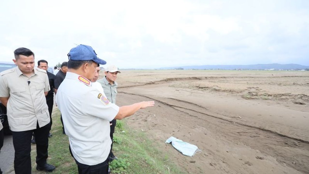 Menteri Dalam Negeri Tito Karnavian menekankan pentingnya dukungan Kementan untuk mempercepat pemulihan sawah rusak di Pidie Jaya, Aceh, agar produksi padi kembali optimal.