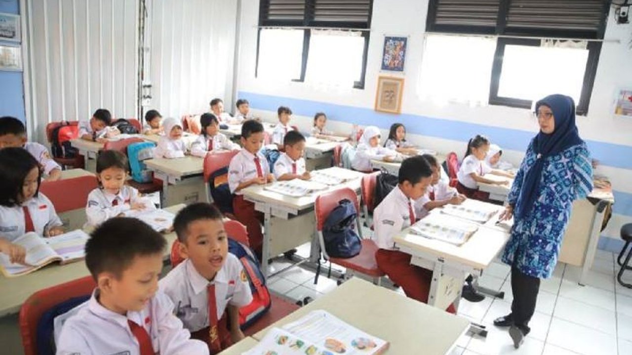 Program Beasiswa Pendidikan Tangerang terbukti efektif meningkatkan Indeks Pembangunan Manusia (IPM) dan Harapan Lama Sekolah. Simak dampak positifnya bagi kualitas pendidikan di Kota Tangerang.