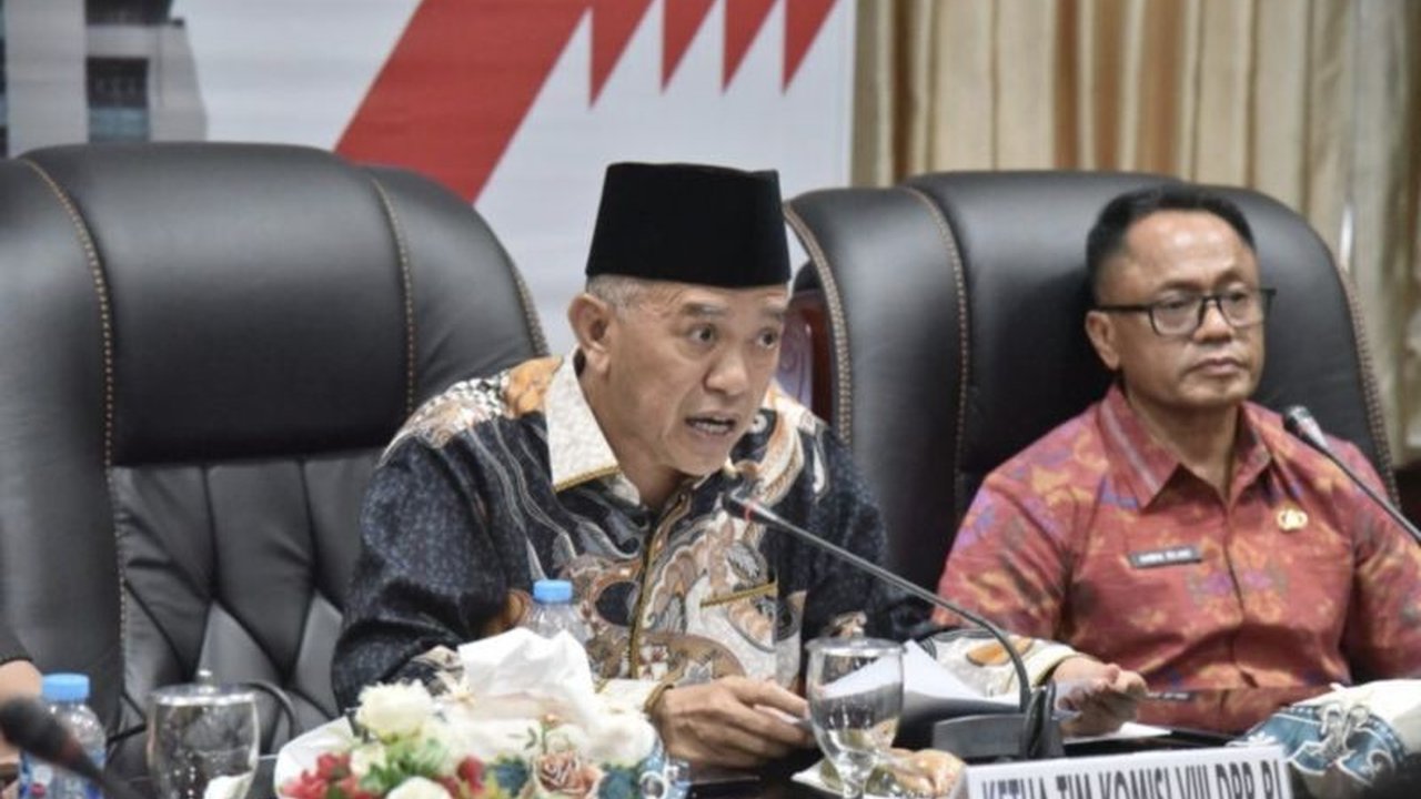 Wakil Ketua Komisi VIII DPR RI Singgih Januratmoko menyoroti pentingnya Sertifikasi Halal untuk menjaga kedaulatan pangan dan industri perunggasan nasional dari potensi ancaman perdagangan internasional.