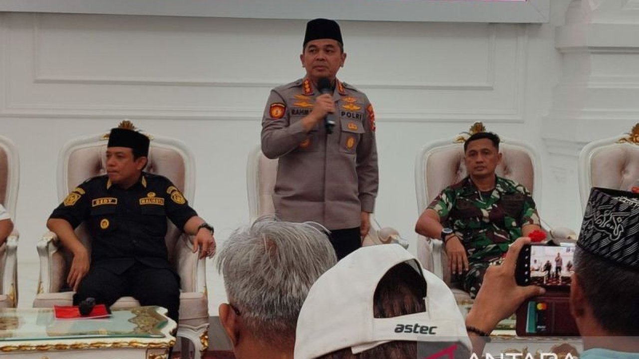 Polresta Bengkulu secara resmi mengintensifkan razia di berbagai titik strategis untuk mengantisipasi geng motor dan penjualan minuman keras, pemicu utama aksi anarkis di Kota Bengkulu, demi menciptakan rasa aman bagi masyarakat.