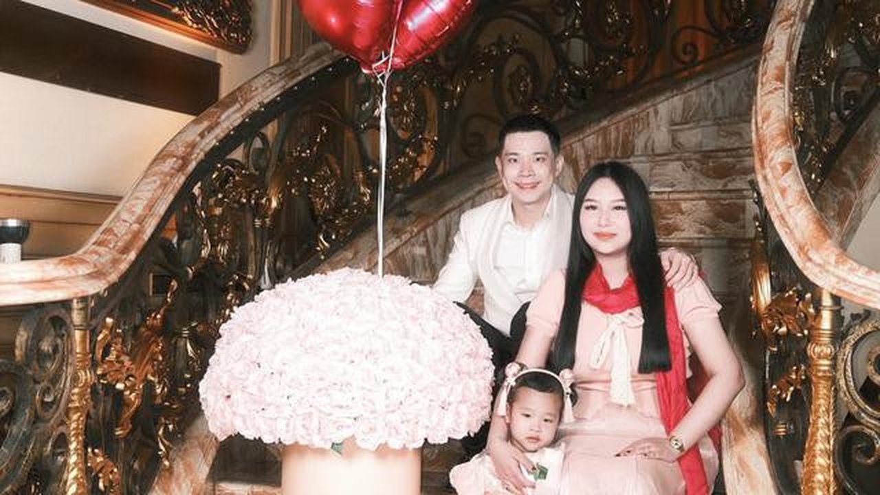 Potret Tangga Rumah Sisca Kohl (Instagram siscakohl)