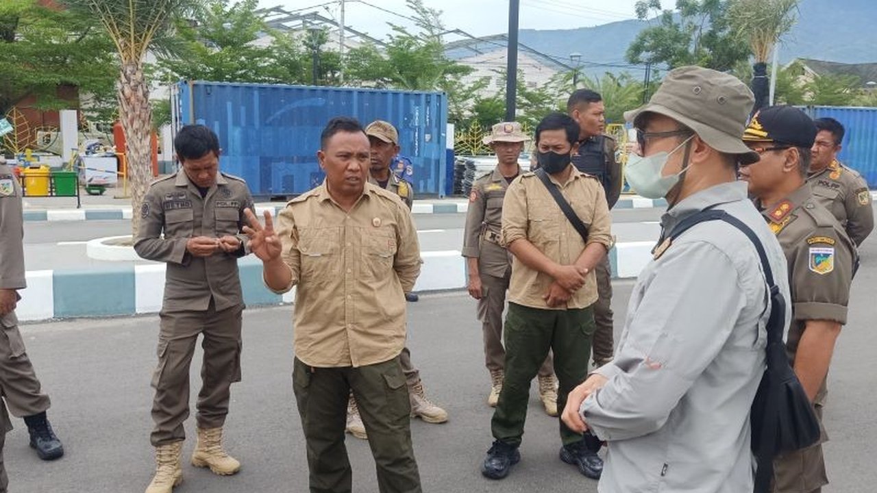 Pemerintah Provinsi Sulawesi Tengah (Sulteng) mengerahkan ratusan personel untuk pengamanan Sulteng Berani dalam acara Tasyakuran 1 Tahun program tersebut di Palu, Minggu ini, guna memastikan kelancaran dan ketertiban acara.