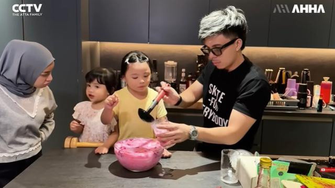 Potret Dapur dan Ruang Makan di Rumah Atta Halilintar (YouTube/The Atta Family)
