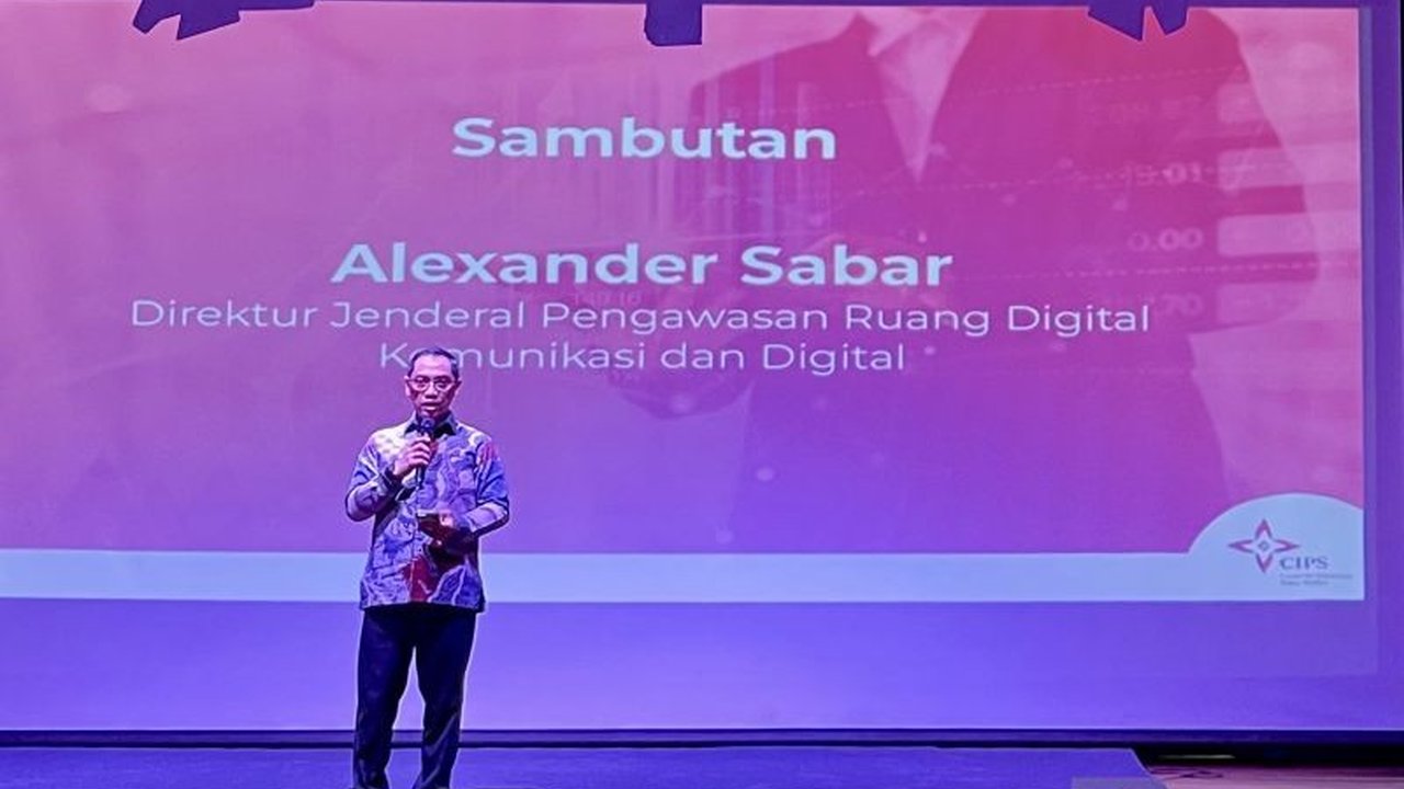 Pemerintah Indonesia mengadopsi pendekatan berbasis risiko untuk melindungi anak di ruang digital, mengatasi beragam ancaman dari platform online demi perlindungan anak digital yang komprehensif dan efektif.