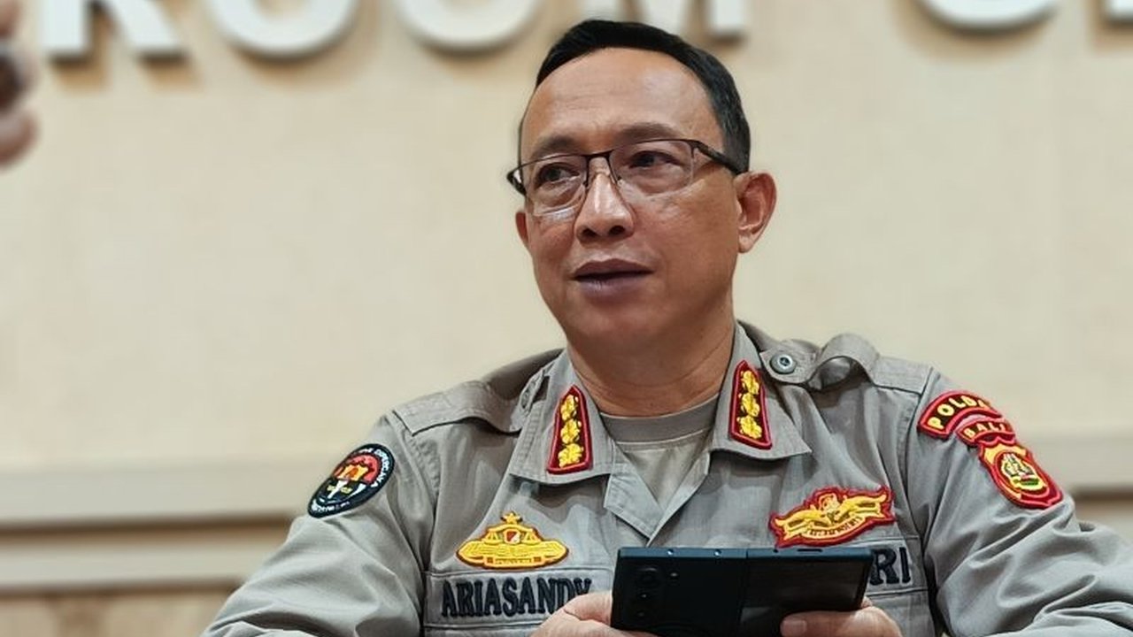 Polda Bali berhasil menetapkan enam warga negara asing sebagai tersangka dalam kasus dugaan penculikan terhadap seorang WN Ukraina di Bali, mengungkap misteri di balik hilangnya korban.