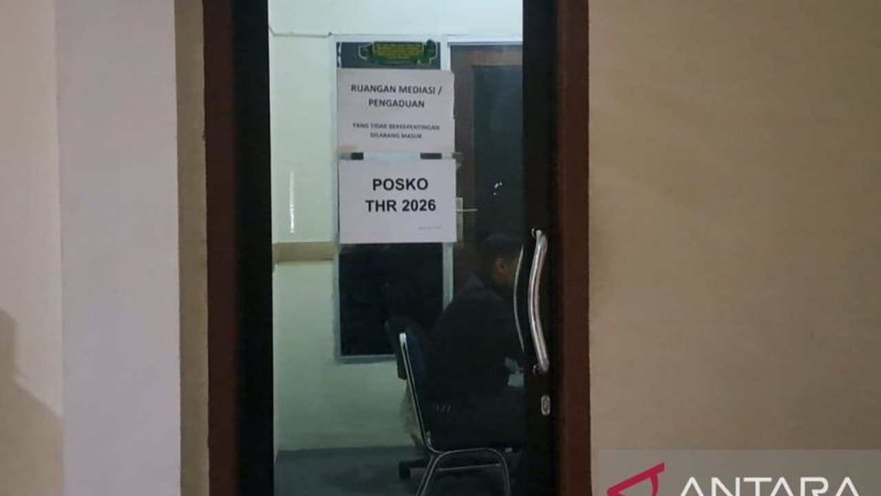 Pemerintah Provinsi Kepulauan Bangka Belitung resmi membuka Posko Pengaduan THR Idul Fitri 1447 Hijriah untuk memastikan seluruh hak pekerja terpenuhi menjelang Hari Raya Idul Fitri.
