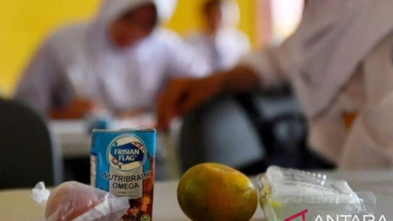 KPPG Palembang memastikan distribusi MBG dengan skema kemasan sehat tetap optimal selama Ramadhan dan libur nasional. Inovasi ini menjamin pemenuhan gizi masyarakat tanpa jeda.