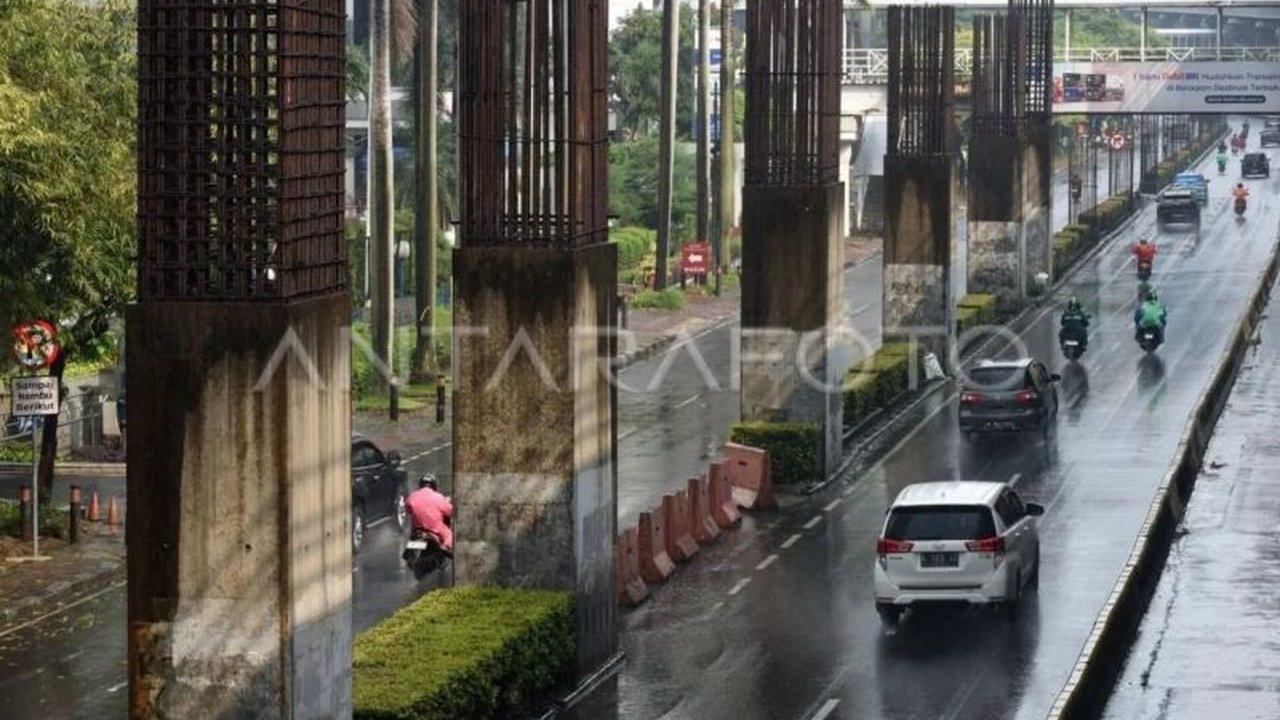 Pemerintah Kota Jakarta Selatan gagas Penataan Jalan HR Rasuna Said sisi timur dengan konsep 'complete street', menciptakan ruang bersama yang inklusif dan mendukung mobilitas berkelanjutan.