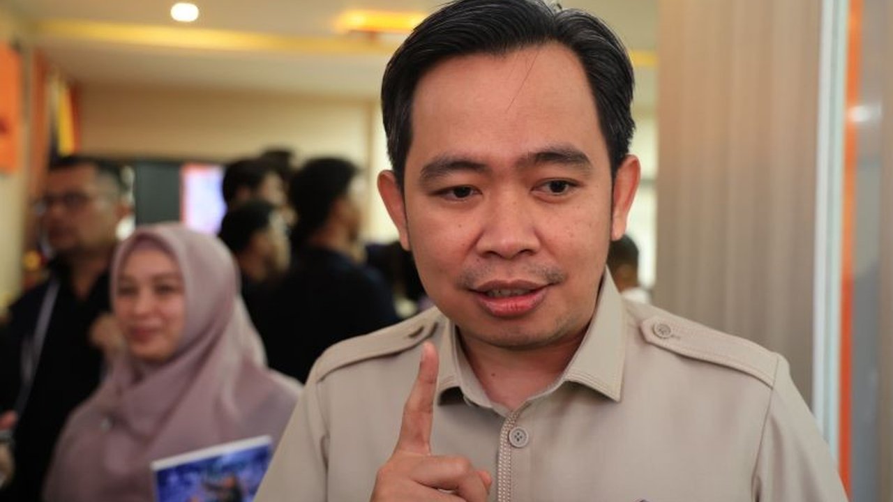 Pemerintah Kabupaten Jember membentuk Satgas khusus untuk memperketat pengawasan dan menindaklanjuti keluhan terkait menu Makan Bergizi Gratis Jember yang dinilai kurang layak, demi memastikan kualitas gizi dan pemberdayaan ekonomi lokal.