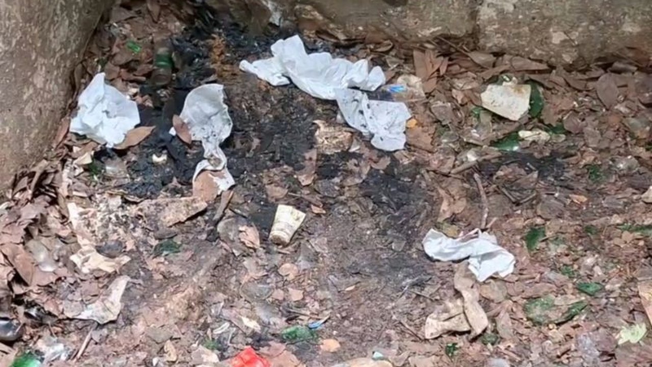 Pemerintah Kota Jakarta Timur menemukan alat kontrasepsi di Taman Kota Cawang setelah penertiban, memicu kekhawatiran penyalahgunaan fungsi taman dan mendorong langkah preventif.