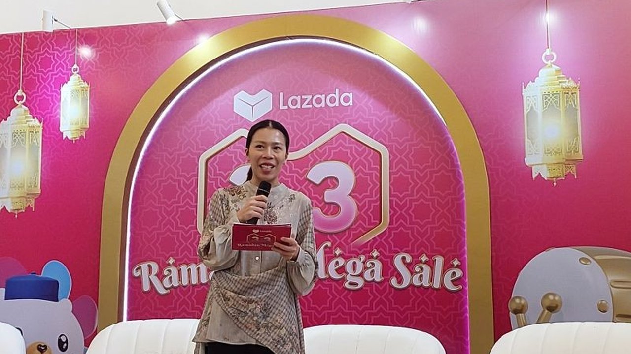 Fenomena menarik terjadi pada Pola Belanja Online Ramadhan. Konsumen kini lebih aktif berbelanja di jam sahur dan berbuka puasa, memicu perubahan strategi e-commerce seperti Lazada.