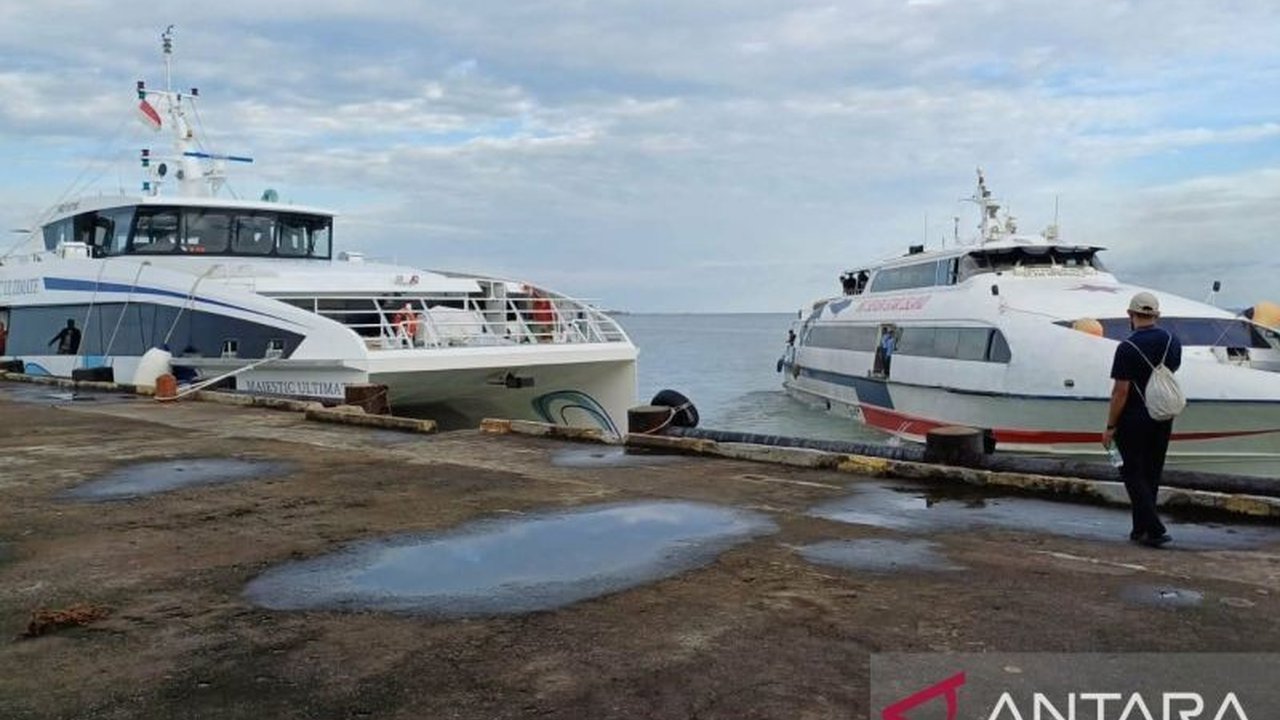 KSOP Kelas II Tanjungpinang mengusulkan penambahan kapal rute Tanjungpinang-Dumai jelang Idul Fitri 2026. Langkah ini diambil untuk mengantisipasi lonjakan penumpang dan mengatasi masalah kapasitas yang kerap terjadi.