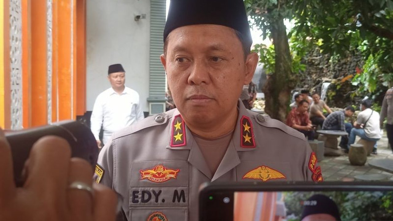 Polda NTB telah menyerahkan AKP Malaungi ke Bareskrim Polri untuk mendalami perannya dalam kasus narkoba besar. Langkah ini diharapkan dapat mengungkap lebih jauh jaringan narkoba di wilayah NTB dan peran oknum kepolisian.