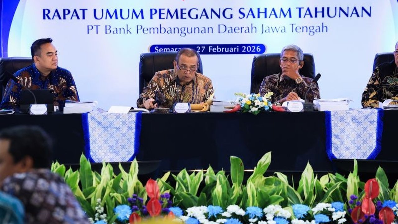 Bank Jateng mencatatkan kinerja gemilang pada 2025 dengan laba bersih Rp1,4 triliun, menjadikannya BPD tersehat. Simak strategi dan target Bank Jateng selanjutnya!