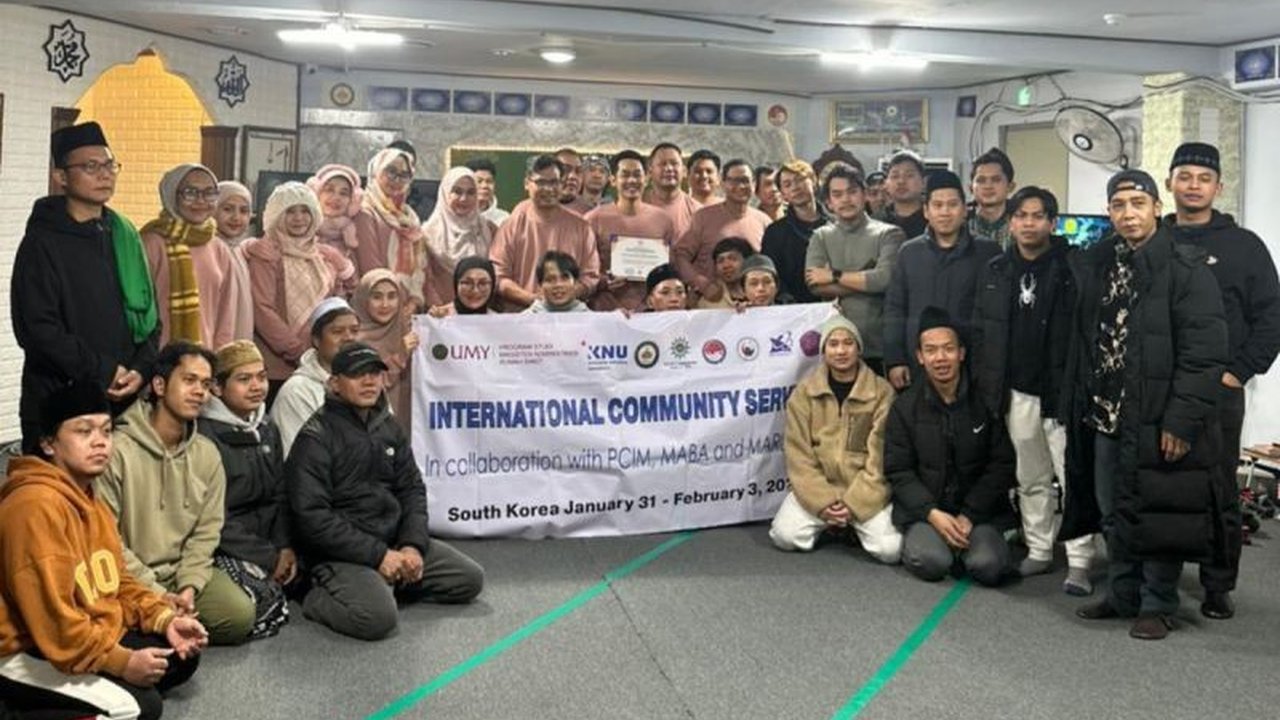Sebanyak 14 mahasiswa Magister Manajemen Rumah Sakit (MARS) UMY sukses melaksanakan program Pengabdian Masyarakat di Korsel, fokus pada deteksi dini Diabetes Mellitus di perbatasan Korea.