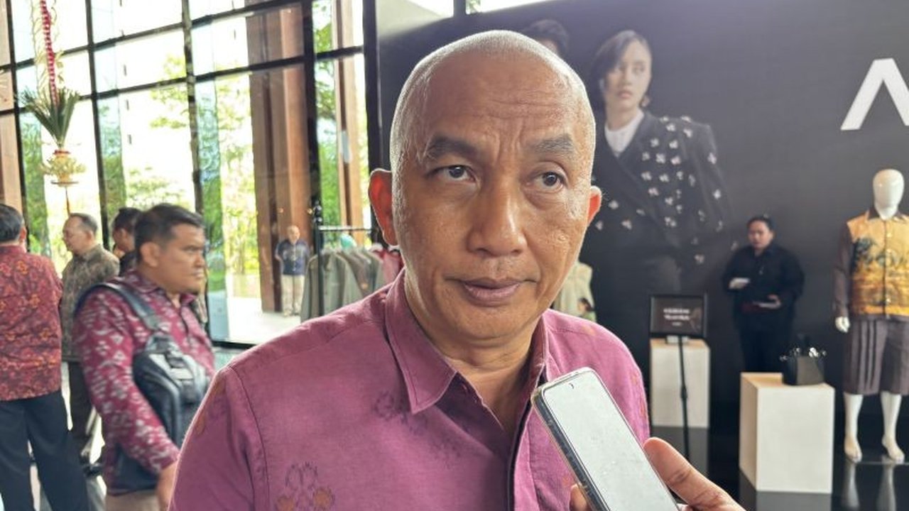 Dinas Ketenagakerjaan dan ESDM (Disnaker ESDM) Bali membuka Posko THR lebih awal H-14 Idul Fitri, memastikan hak pekerja terpenuhi sebelum libur panjang dimulai.