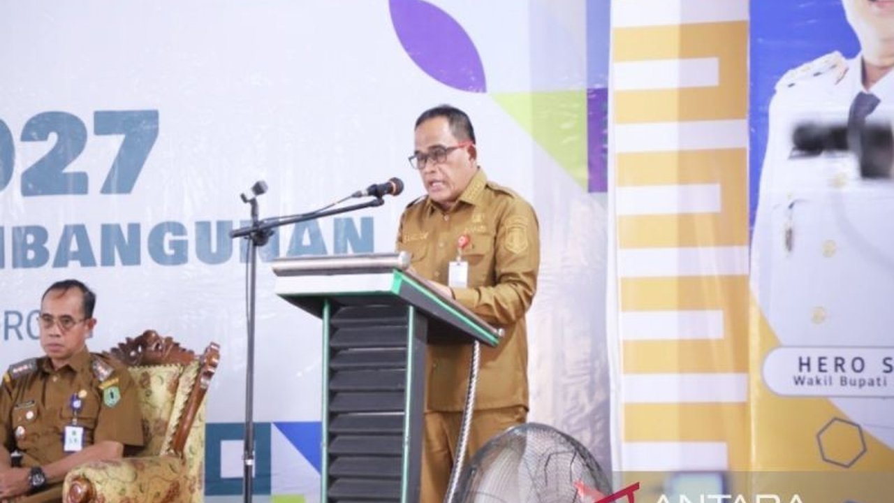 Bupati Hulu Sungai Utara Sahrujani menampung 305 usulan dalam Musrenbang HSU tingkat kecamatan, sebagai langkah awal penyusunan Rencana Kerja Pemerintah Daerah 2027. Pembahasan ini diharapkan dapat menjawab tantangan pembangunan daerah dan meningkatkan ke