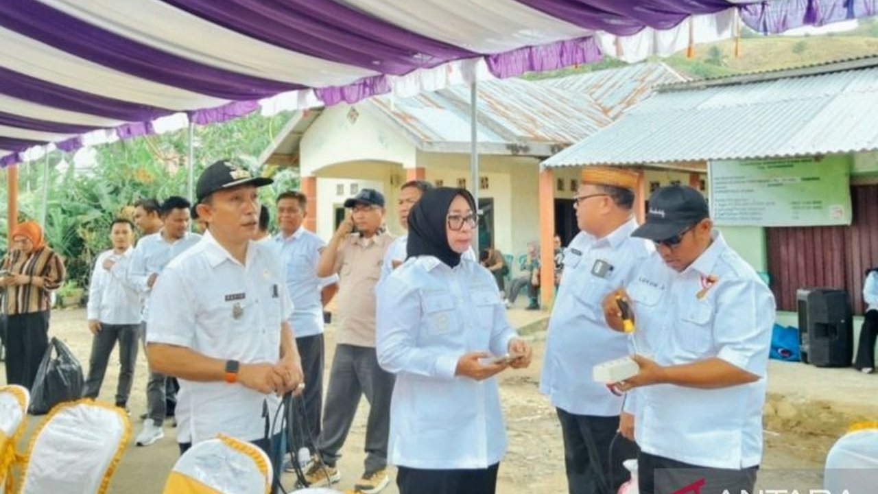 Program hilirisasi ayam di Gorontalo Utara diyakini akan menjadi pendorong utama pertumbuhan ekonomi daerah, menciptakan lapangan kerja, dan meningkatkan pendapatan masyarakat secara signifikan.