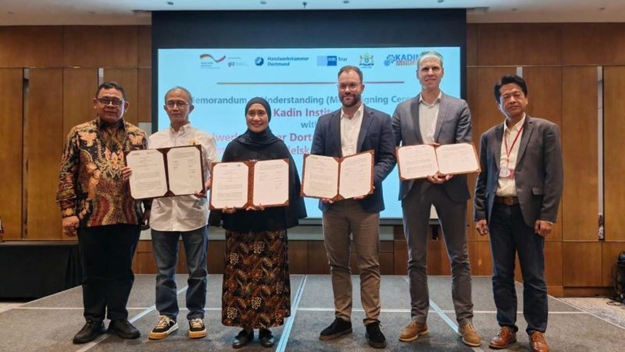 Kadin Institute memperkuat kerja sama pemagangan dengan Jerman, membuka kesempatan emas bagi generasi muda Indonesia. Inisiatif ini diharapkan mampu mengatasi tantangan pengangguran nasional dan meningkatkan daya saing SDM global.