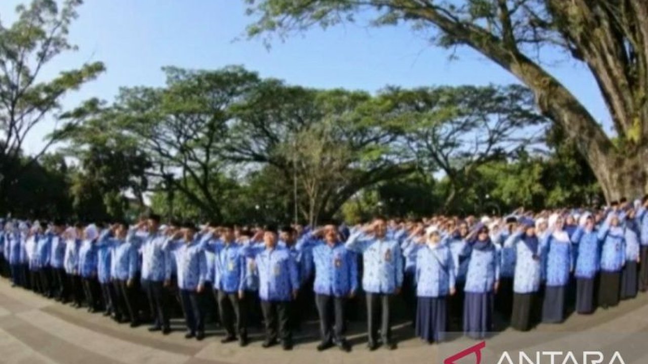 Korpri Karawang menghadapi kendala pembayaran uang kadeudeuh bagi ribuan pensiunan ASN akibat keterbatasan dana, meski nominal telah disepakati turun menjadi Rp7 juta per orang.