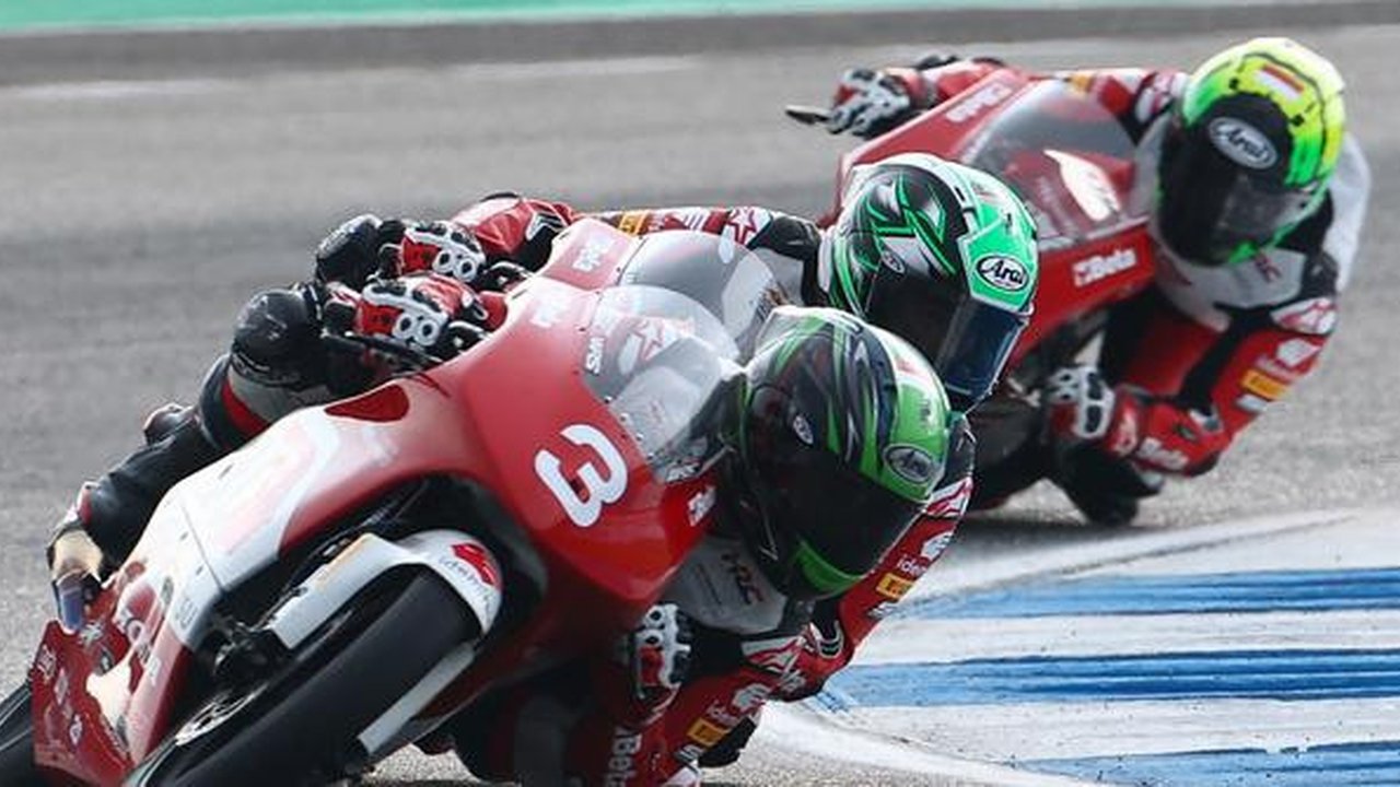 Pembalap muda Indonesia, Bintang Pranata Sukma, saat beraksi di ajang Idemitsu Moto4 Asia Cup 2026 di Chang International Circuit, Buriram, Thailand, Sabtu (28/2/2026). (Dok. AHM)