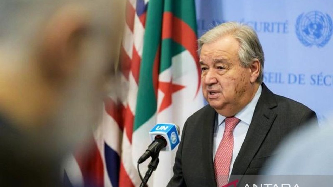 Sekretaris Jenderal PBB Antonio Guterres mendesak deeskalasi segera di Timur Tengah menyusul serangan AS-Israel ke Iran dan balasan Teheran. Konflik berpotensi meluas, apa langkah selanjutnya untuk stabilitas kawasan?