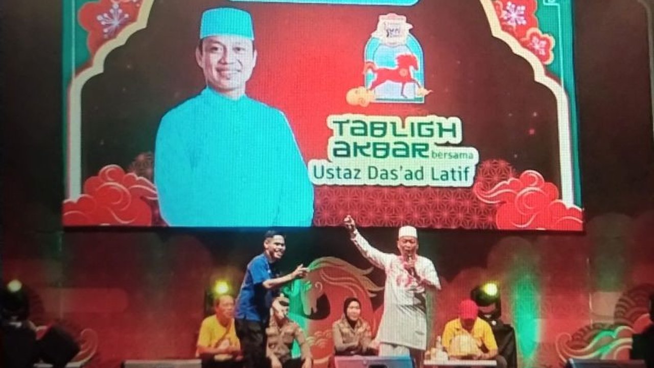 Dalam perayaan Festival Jappa Jokka Cap Go Meh di Makassar, Ustadz Das'ad Latif menyerukan pentingnya menjaga indahnya Toleransi Cap Go Meh, menjadi simbol kuat kebersamaan lintas agama.