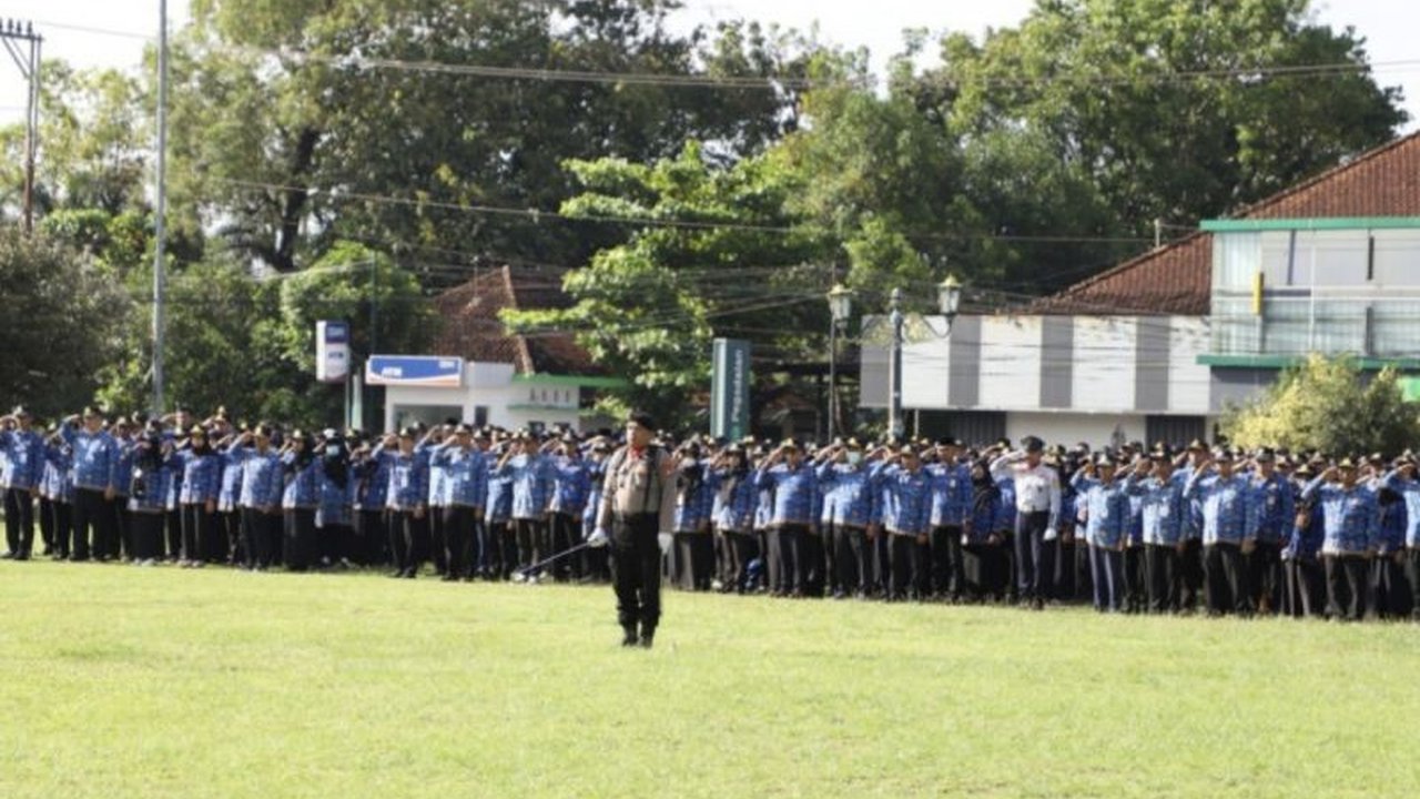 Pemerintah Kabupaten Bantul menggelar upacara Peringatan Hari Penegakan Kedaulatan Negara sebagai momentum refleksi perjuangan pahlawan dan pemaknaan kedaulatan di era modern.