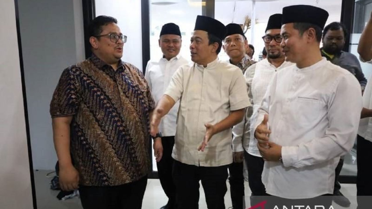 DPRD Kota Tangerang berharap Kantor Bawaslu Tangerang yang baru direnovasi dapat menjadi pusat pembelajaran nilai-nilai demokrasi, khususnya bagi pemilih pemula di kota tersebut.