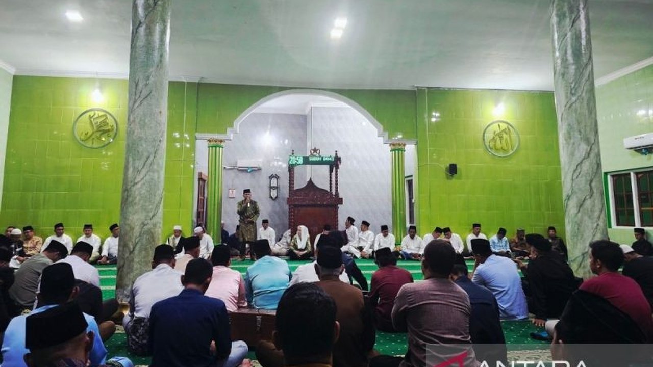 Pemerintah Kabupaten Natuna memulai Safari Ramadhan 1447 Hijriah untuk menyosialisasikan program pembangunan 2026 dan menyerap aspirasi masyarakat, dengan alokasi anggaran mencapai Rp52 miliar.