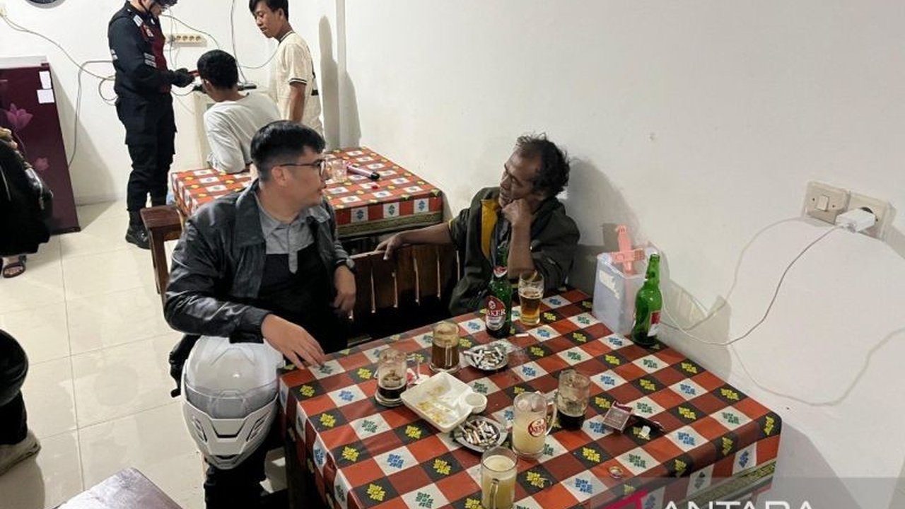 Forkopimda Kabupaten Bogor menggelar patroli akbar untuk menjaga ketertiban masyarakat selama Ramadhan, menegaskan komitmen dalam mengamankan wilayah dan menertibkan peredaran miras.
