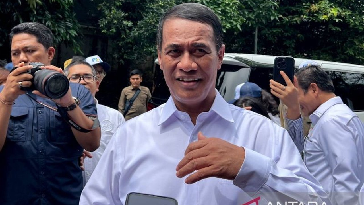 Menteri Pertanian Andi Amran Sulaiman menyatakan kebijakan **pupuk subsidi turun harga** 20 persen telah menghilangkan keluhan petani, menjamin ketersediaan, dan memperkuat swasembada pangan nasional.