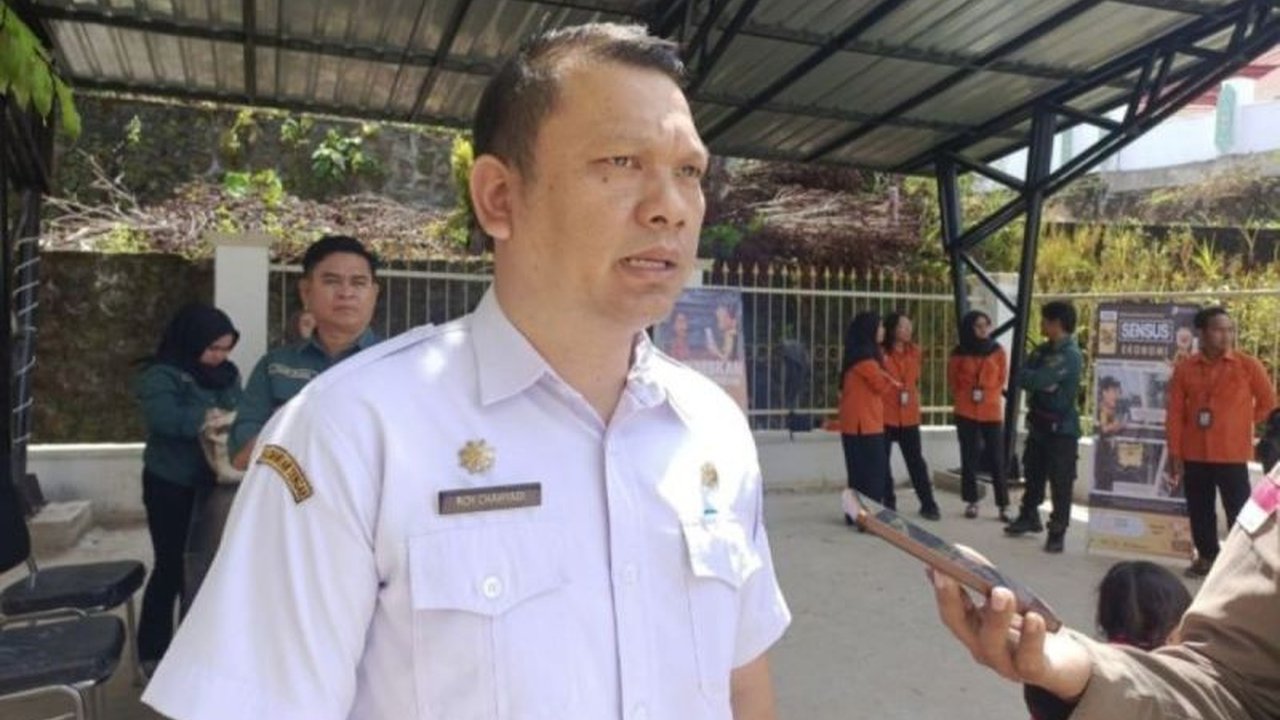 Pemerintah Kabupaten Murung Raya melaksanakan operasi pasar elpiji 3 kilogram untuk membantu masyarakat menjelang Idul Fitri dan menstabilkan harga, menjamin ketersediaan pasokan gas bersubsidi.