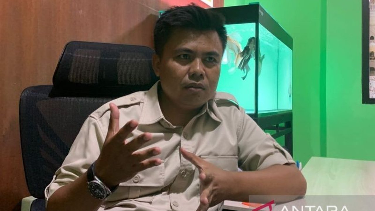Kantor Kementerian Haji dan Umrah (Kemenhaj) Cianjur mengimbau masyarakat untuk menunda pelaksanaan ibadah umrah sementara waktu, menyusul konflik yang masih berlangsung di Timur Tengah demi keselamatan jamaah. Imbauan penundaan umrah ini dikeluarkan untu