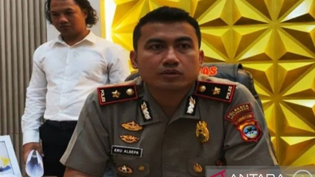 Penyidikan Kasus Pembunuhan Mahasiswi ULM di Banjarmasin telah rampung. Berkas perkara dinyatakan lengkap (P21) dan segera dilimpahkan ke Kejaksaan Negeri Banjarmasin, menandai babak baru penegakan hukum.