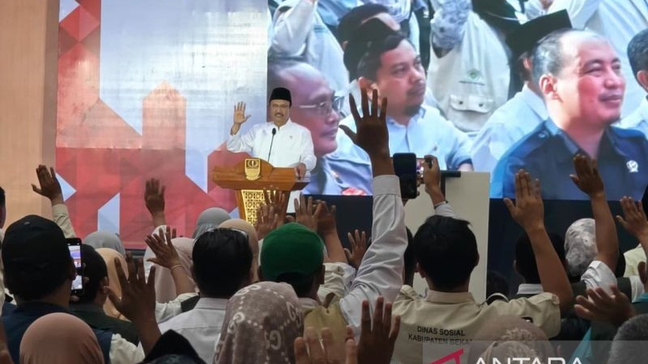 Menteri Sosial Saifullah Yusuf mengajak kepala desa, termasuk kreator konten, untuk aktif menyukseskan Pemutakhiran DTSEN demi memastikan penyaluran bantuan sosial yang lebih tepat sasaran.