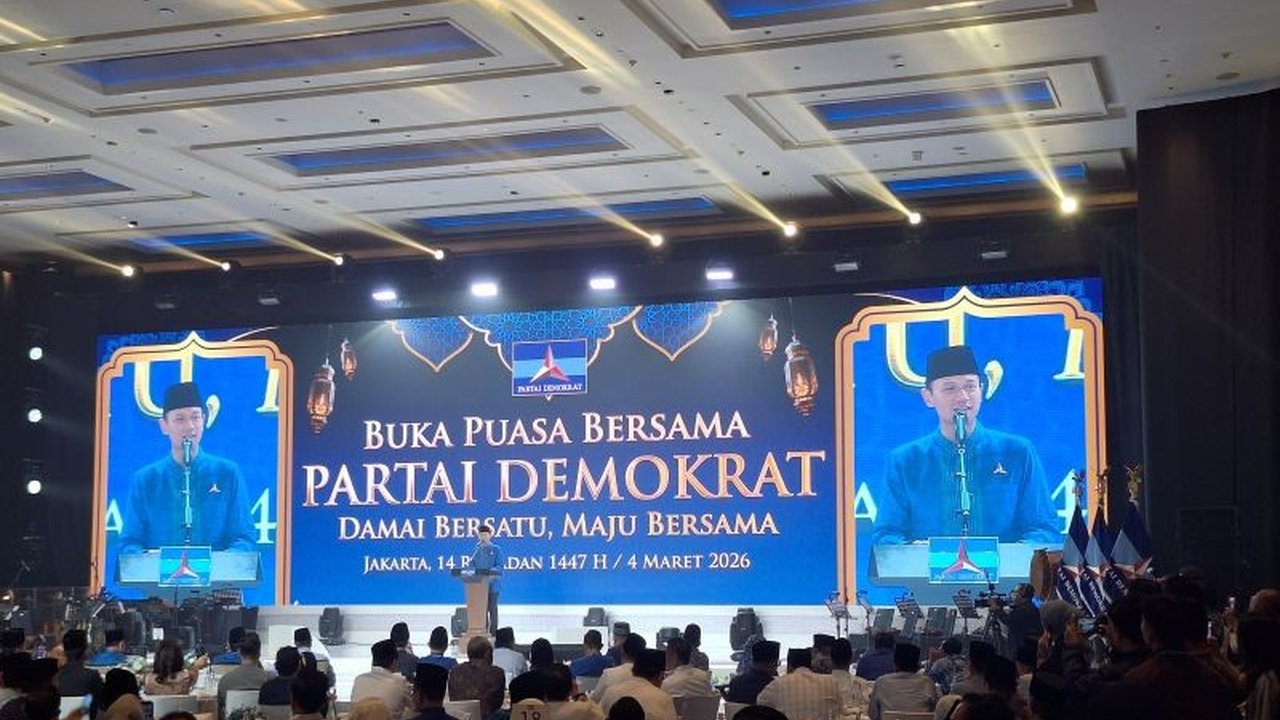 Ketua Umum Partai Demokrat Agus Harimurti Yudhoyono (AHY) menegaskan dukungan partainya kepada Presiden Prabowo Subianto dalam mengantisipasi dampak konflik di Timur Tengah, menyoroti pentingnya ketahanan ekonomi, energi, dan pangan nasional.
