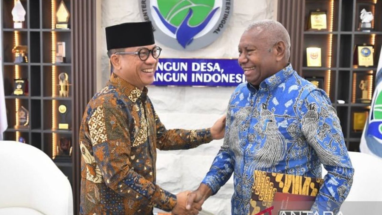 Kementerian Desa, Pembangunan Daerah Tertinggal, dan Transmigrasi (Kemendes PDTT) siap mengakselerasi Percepatan Pembangunan Desa Papua Barat dengan berbagai program inovatif, termasuk inisiatif desa ekspor, desa wisata, dan desa tematik.