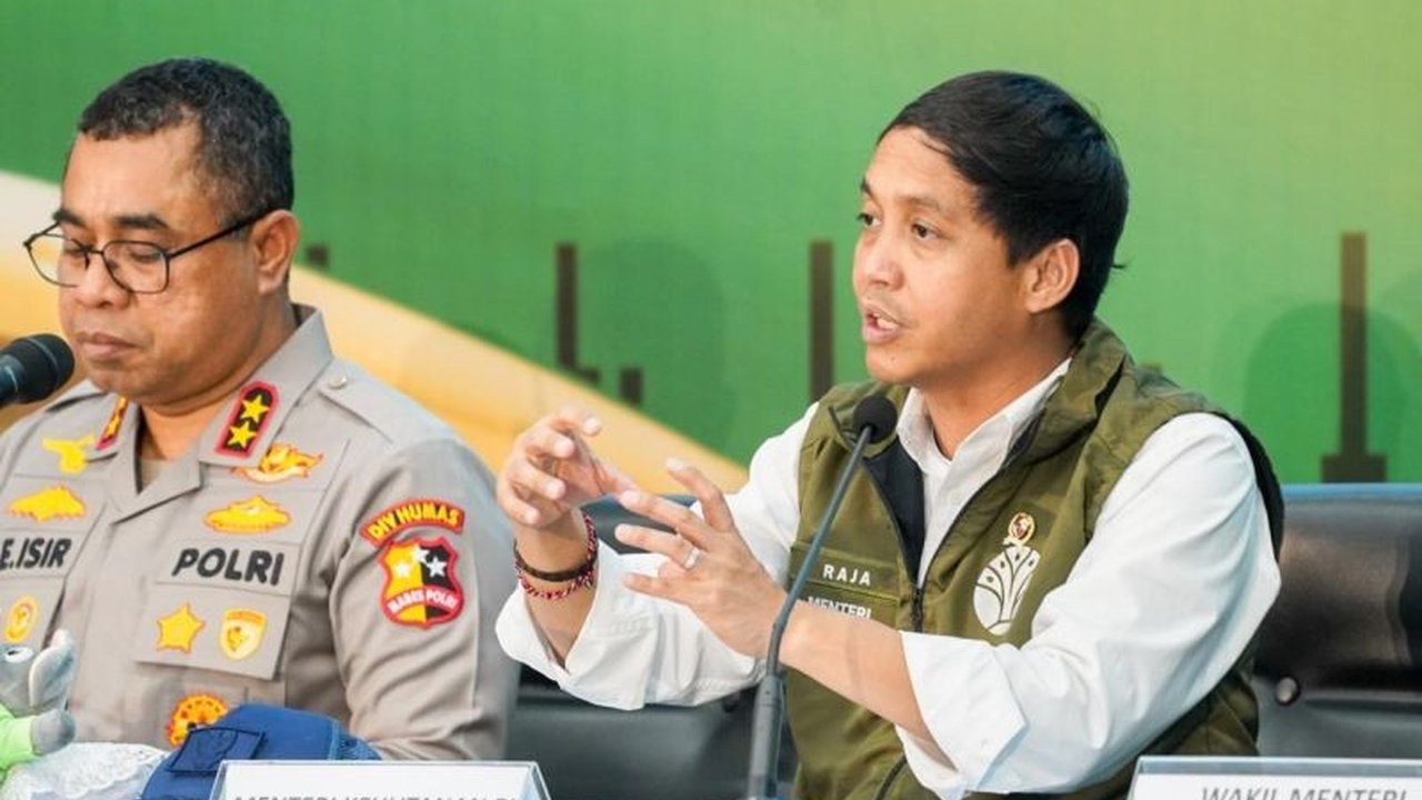 Kementerian Lingkungan Hidup dan Kehutanan (KLHK) menegaskan komitmen negara dalam menindak tegas para Pemburu Gajah Sumatera, menyusul penemuan gajah tanpa kepala di Riau dan penetapan 15 tersangka.