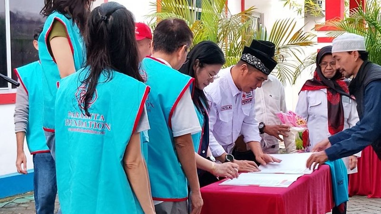 PMI Makassar dan BNNP Sulsel teken PKS untuk gencarkan kampanye bahaya narkoba, khususnya di kalangan remaja, demi menyelamatkan generasi muda dari ancaman penyalahgunaan zat terlarang.
