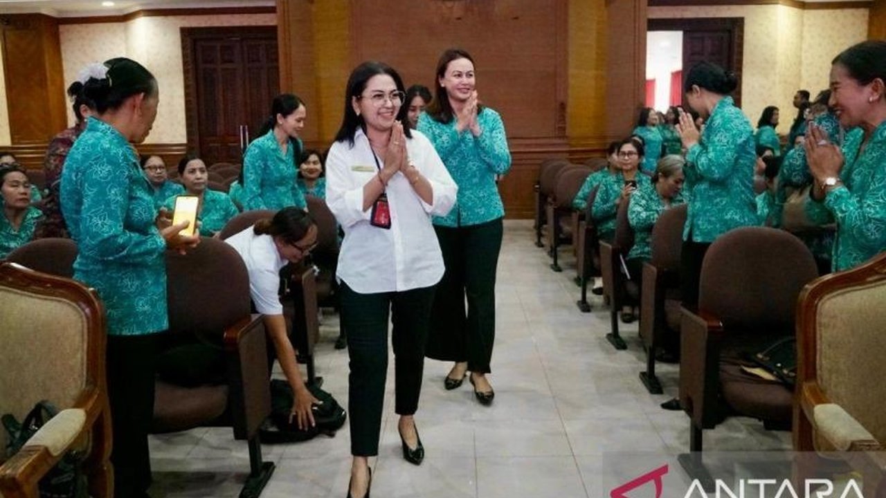 TP PKK Badung menyelaraskan program kerja tahun 2026 dengan hasil Rakernas PKK X 2025, demi pelayanan masyarakat yang lebih efektif dan tepat sasaran untuk kesejahteraan keluarga.