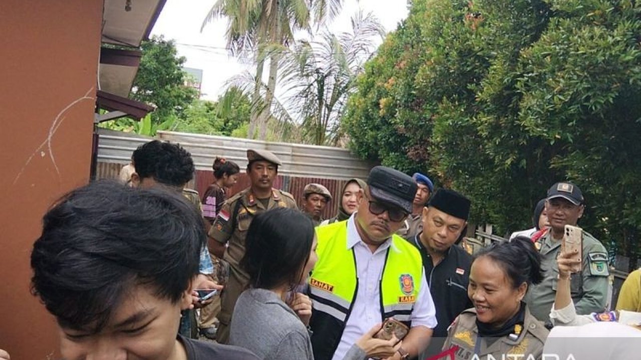 Pemerintah Kota Bengkulu bersama kepolisian menggelar razia prostitusi Ramadhan di berbagai lokasi, menyusul laporan masyarakat tentang aktivitas menyimpang di kos-kosan dan tempat hiburan.
