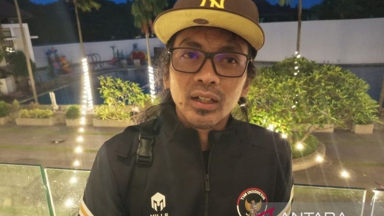 Pelatih baru disiplin speed Indonesia, Galar Pandu, akan melanjutkan pola latihan Hendra Basir untuk menjaga kesinambungan prestasi atlet. Ini strategi adaptasi yang efektif untuk panjat tebing speed.